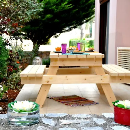 Chanialiving Chania Luxury Garden Apt1 *
