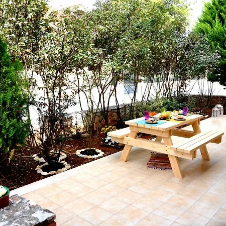 Apartman Chanialiving Chania Luxury Garden Apt1 Hriszí Aktí Haniá